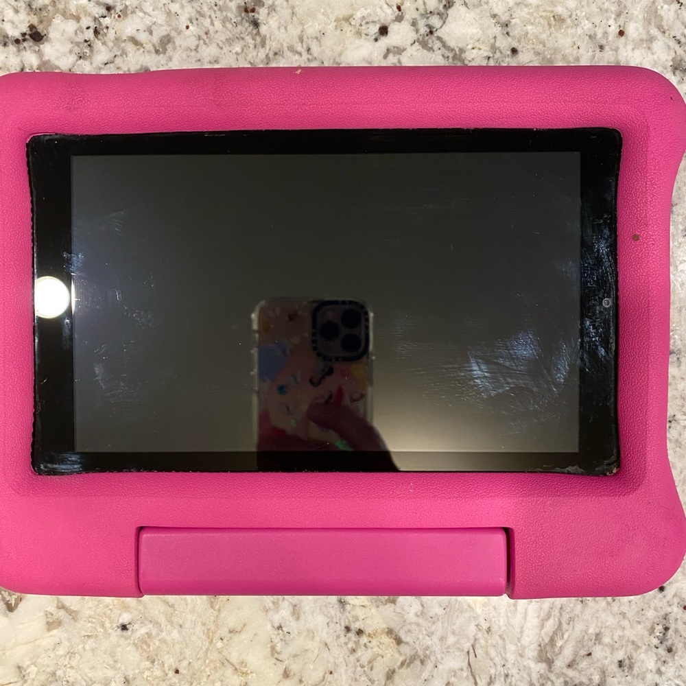 Amazon fire tablet 8